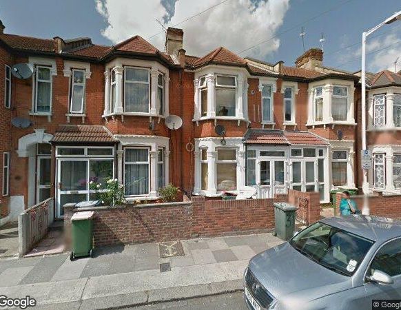 2 Bed Flat, Shelley Avenue, E12 - Photo 1