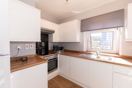 2 Bed Flat, Cairngorm Gardens, AB12 - Photo 3