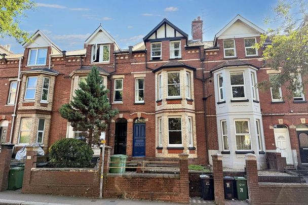7 bedroom terraced house to rent - Photo 1