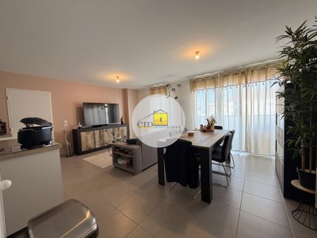 Location Appartement 3 pièces 65m² ST LAURENT DE MURE 69720 - Photo 4