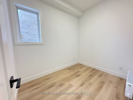 For Lease - 1630 Weston Road Unit# 1, Toronto, Ontario - Photo 3