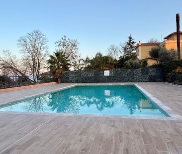 STUDIO FABRON MEUBLE / 26m2 + terrasse profonde 16m2 - Photo 5