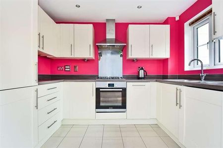 Waterloo Road, Crowthorne, RG45 - Photo 5