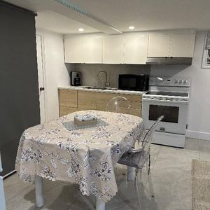 Jolie 3 1/2 à Bois-des-filion (proche de Laval, rosemere, terrebonne) - Photo 2