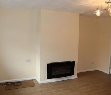 3 bedroom link detached house to rent - Photo 1
