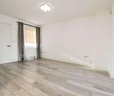 North Weald Close, Hornchurch, Essex, RM12 - Photo 1