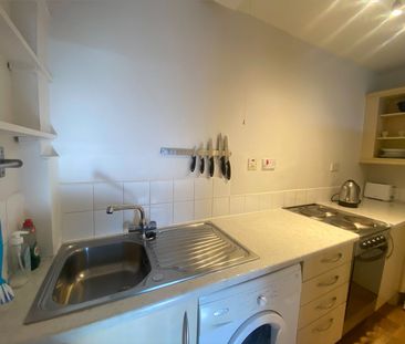 Flat 16, 14 Wardlaw Street - Photo 3