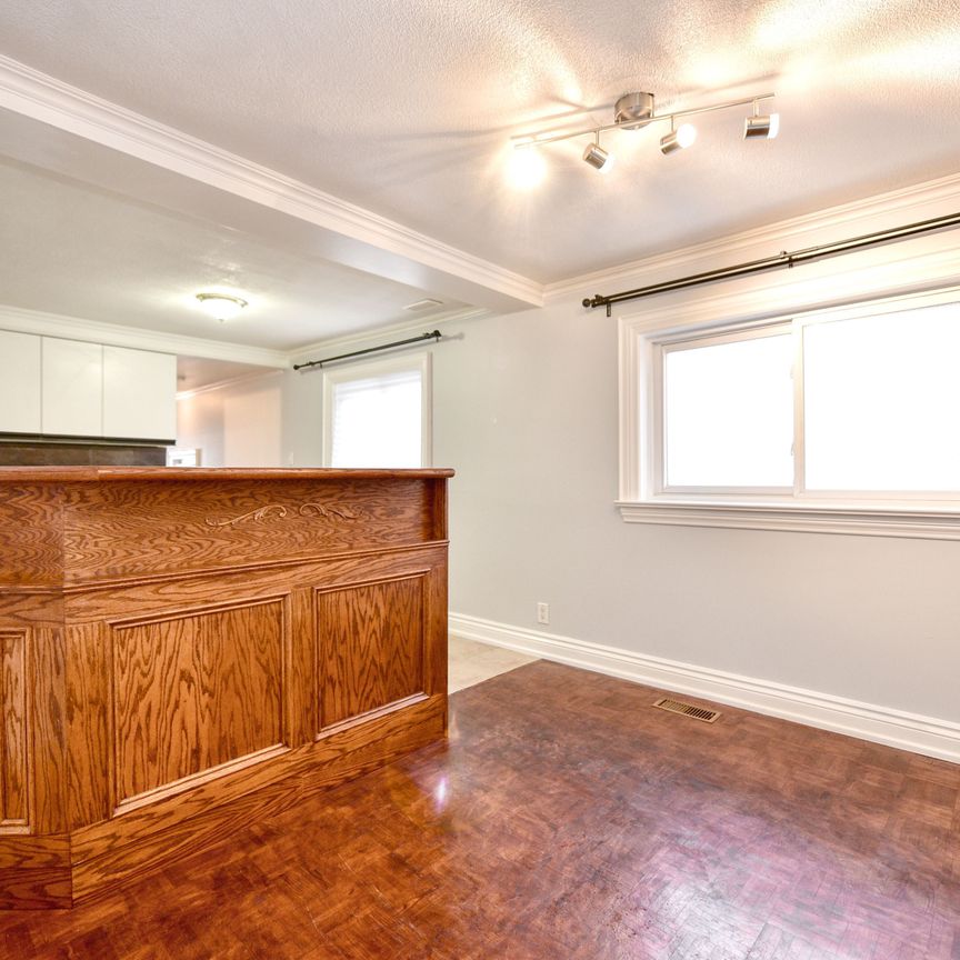 For Lease - 132 Spears Street Unit# Main Floor, Toronto, Ontario - Photo 1