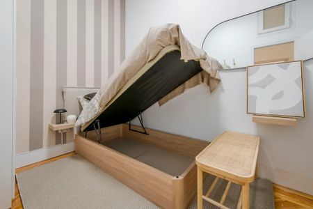 Calle de Núñez de Balboa, Madrid, Community of Madrid 28001 - Photo 2