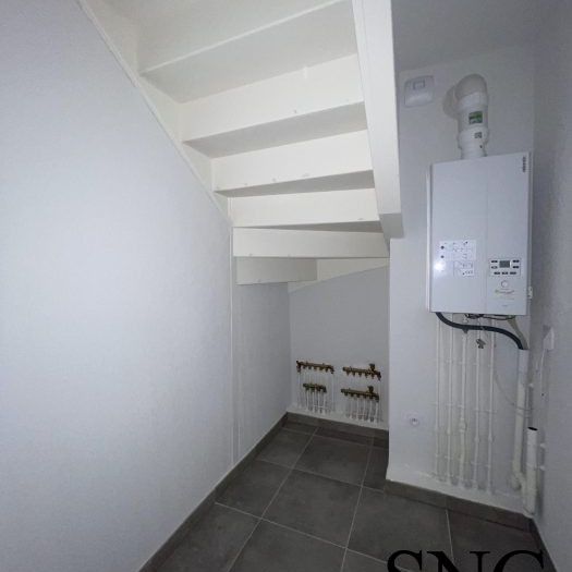 T3 AVEC LOGGIA ET PARKING DOUBLE EN SOUS SOL - Photo 1