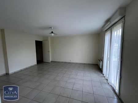 Location Appartement 3 pièces 61m² AUBIERE 63170 - Photo 2