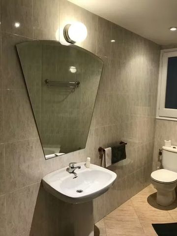 Carrer de la Indústria, Barcelona, Catalonia 08025 - Photo 4