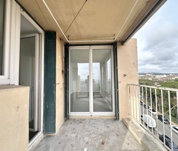 Location Appartement 3 pièces 62m² MARSEILLE 15ème - Photo 3