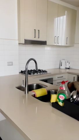 2 Crystal Street, Sydney - Photo 5