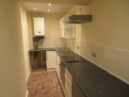 2 bedroom flat to rent - Photo 3