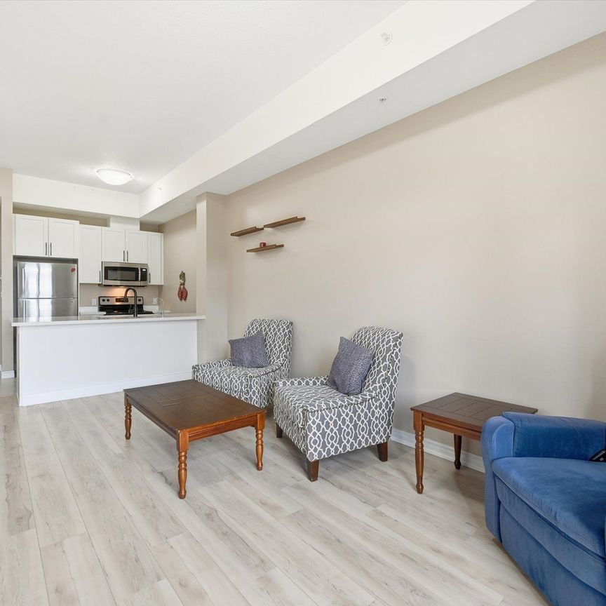 For Lease - 5020 Corporate Drive Unit# 402, Burlington, Ontario - Photo 1