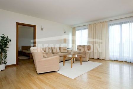 Warszawa, Śródmieście, Warszawa, Śródmieście, Grzybowska - Photo 2