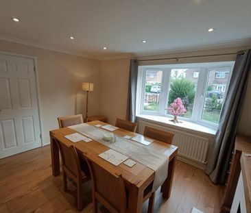 3 bedroom semi-detached house to rent - Photo 3