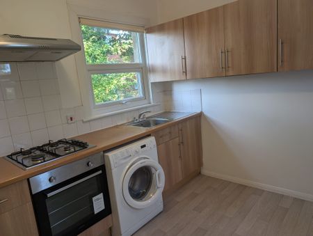 Devonshire Road, London, SE23 - Photo 4