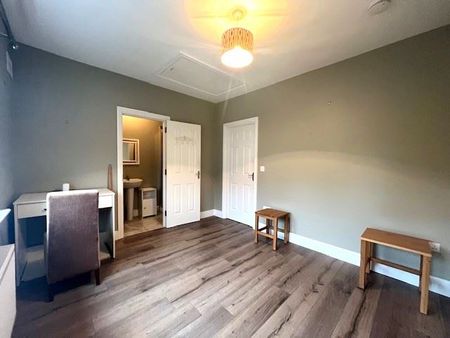 The Dowery, Blessington, Co. Wicklow - Photo 4