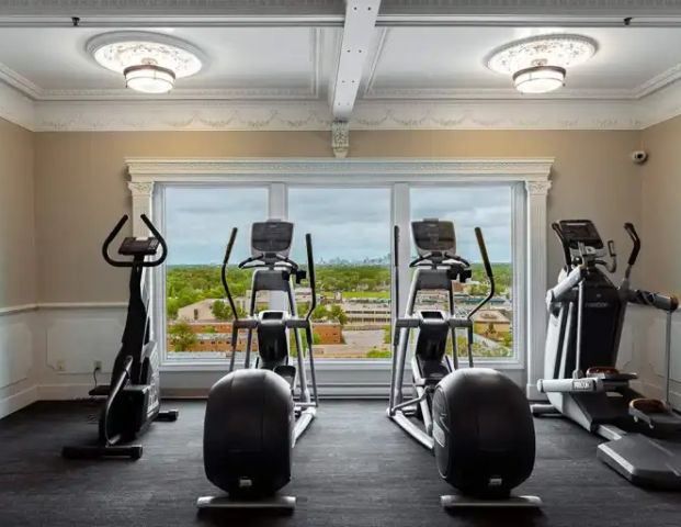 Oakland Gardens II | 210 Oakland Ave, Winnipeg - Photo 1