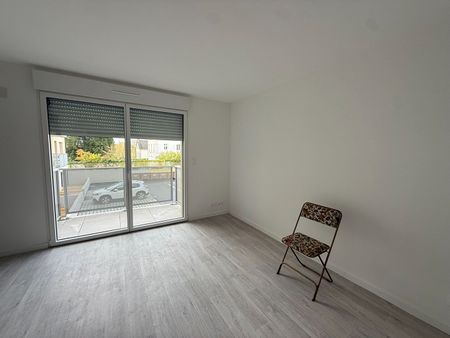 Location Appartement 2 pièces 42m² - Photo 2