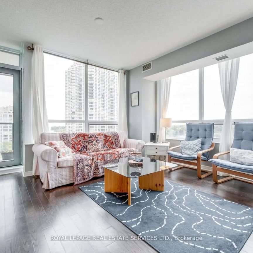 2240 Lake Shore Boulevard W #802 - Photo 1