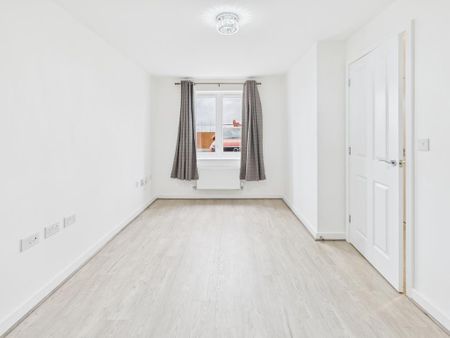 2 bedroom end of terrace house to rent - Photo 3