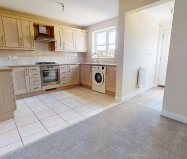 3 bedroom terraced house to rent - Photo 2