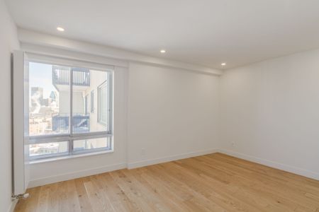 3555 Cote-des-Neiges Road - Photo 3