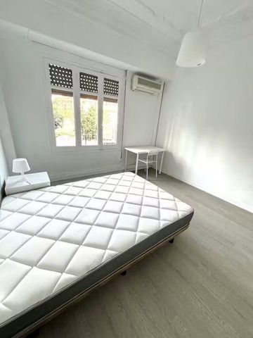 Carrer del Doctor Josep Juan Dómine, Valencia, Valencian Community 46011 - Photo 4