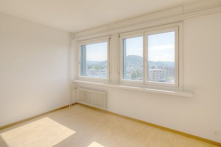 "Mieten ohne Kaution - Wohnen über den Dächern im Zentrum von Wettingen!" - Photo 4