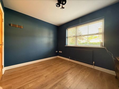 4 bedroom terraced house to rent - Photo 5