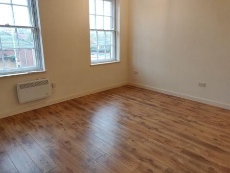 1 bedroom flat to rent - Photo 2