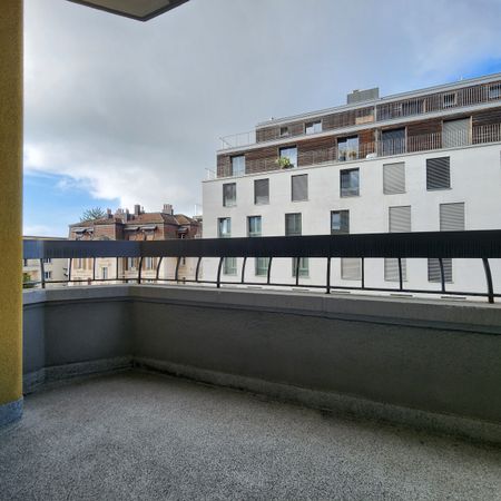 Grand appartement de 2,5 pièces - Photo 2