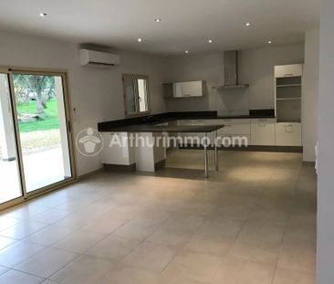 Location Maison 3 pièces 89 m2 à Lavalette - Photo 4
