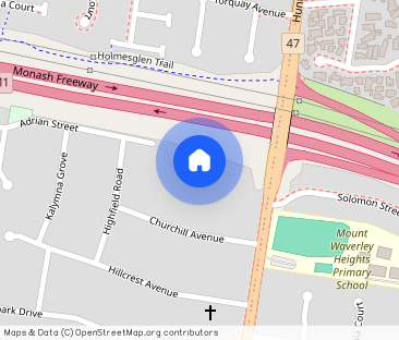 STUNNING FOUR BEDROOM TOWNHOUSE - Photo 1