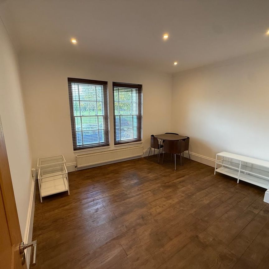 1 Bed Flat, Bridport Place, N1 - Photo 1