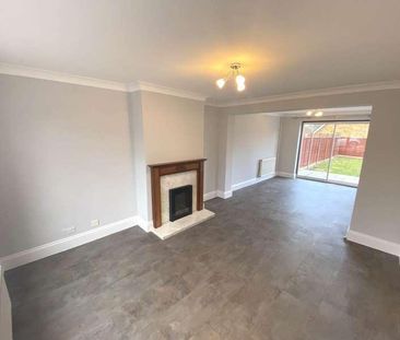 Lexington Close, Borehamwood, WD6 - Photo 1