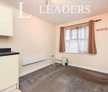 1 bedroom flat to rent - Photo 1
