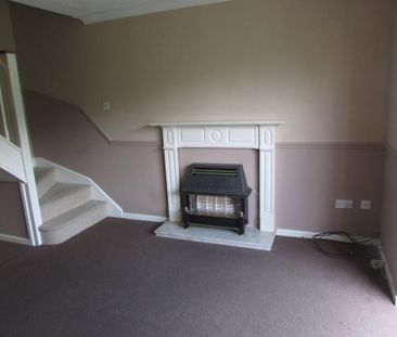 2 bedroom semi-detached house to rent - Photo 1