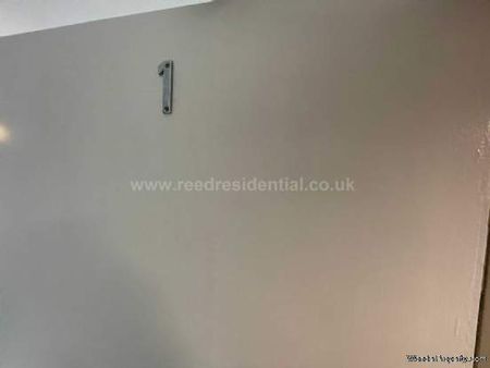 4 bedroom property to rent in Nottingham - Photo 3