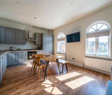2 bedroom flat to rent - Photo 3