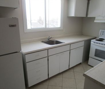 Cité des Jeunes - 4 1/2 - Photo 6