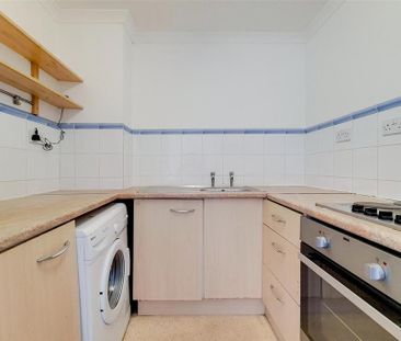 Studio to rent - Photo 5