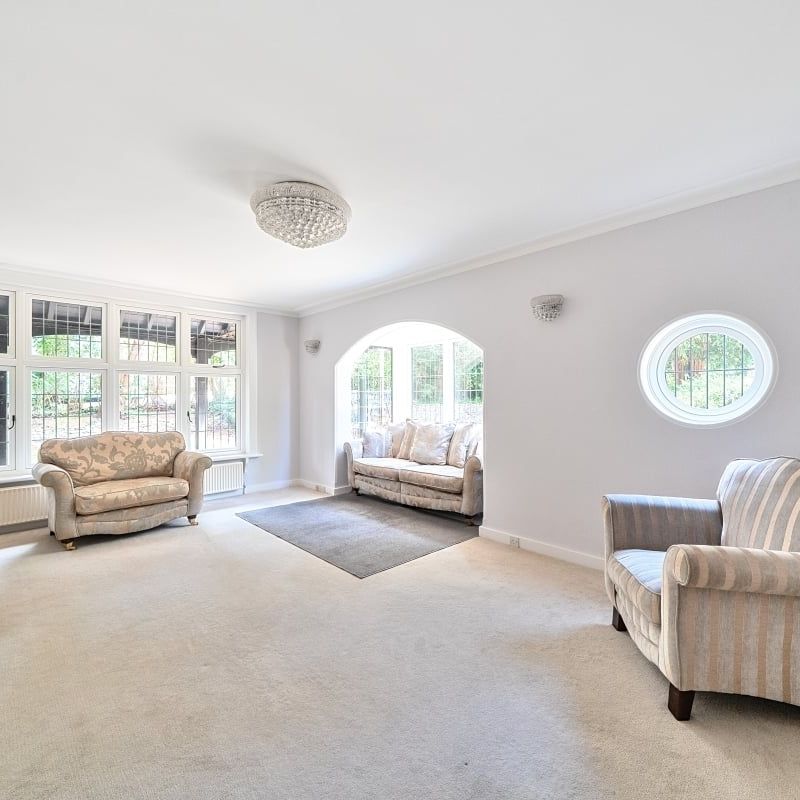 5 bedroom detached house to rent - Photo 1