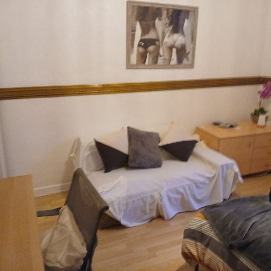 Room in a Shared House, Campbell St, BS2 - Photo 1