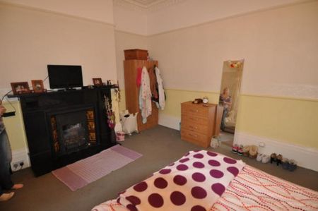 8 bedroom student property sunderland. - Photo 2