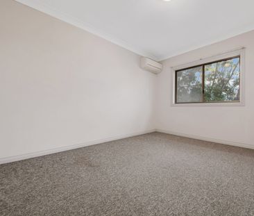 :: MODERN UNFURNISHED TWO BEDROOM UNIT IN GREAT LOCATION - Photo 1