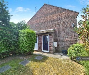 1 bedroom semi-detached house to rent - Photo 3